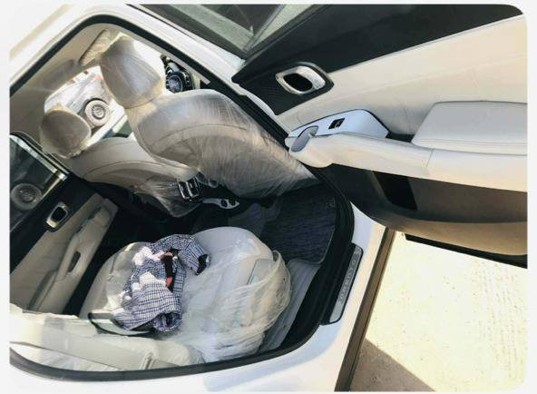 كيا سورنتو موديل 2023 خليجي. 
ضمان الشركة الدولية 
رقم بغداد 
 السيارة مكفولة 
  ماشية 37 الف 
مواصفات
 بصمة + بصمة ابواب
 تشغيل عن بعد
 كير ماوس
 6 سلندر
 7راكب 
شفتات مقود 
سايد بريك بصمة 
جنطة كهرباء
 كشنات كهرباء
 مري شفط
 اشاير باالمري 
كامرة خلفية دواره 
حساس امامي خلفي
 بردات خلفية
 اوتو هولد مود درايف
 3 قطع تبريد  
للاتصال 
***********
مكان السيارة الديوانية    
السعر 295
