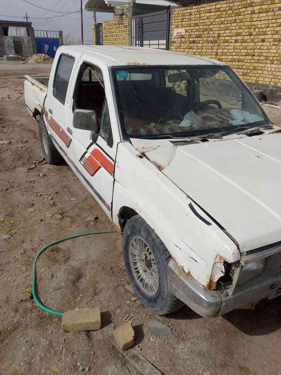 نيسان موديل 86 سياره بسمي سياره كايمه واكفه ابيع كوم حديد سكراب سنويه تنتهي بل29 اركرر سياره كوم حديد سكراب رقمي***********
