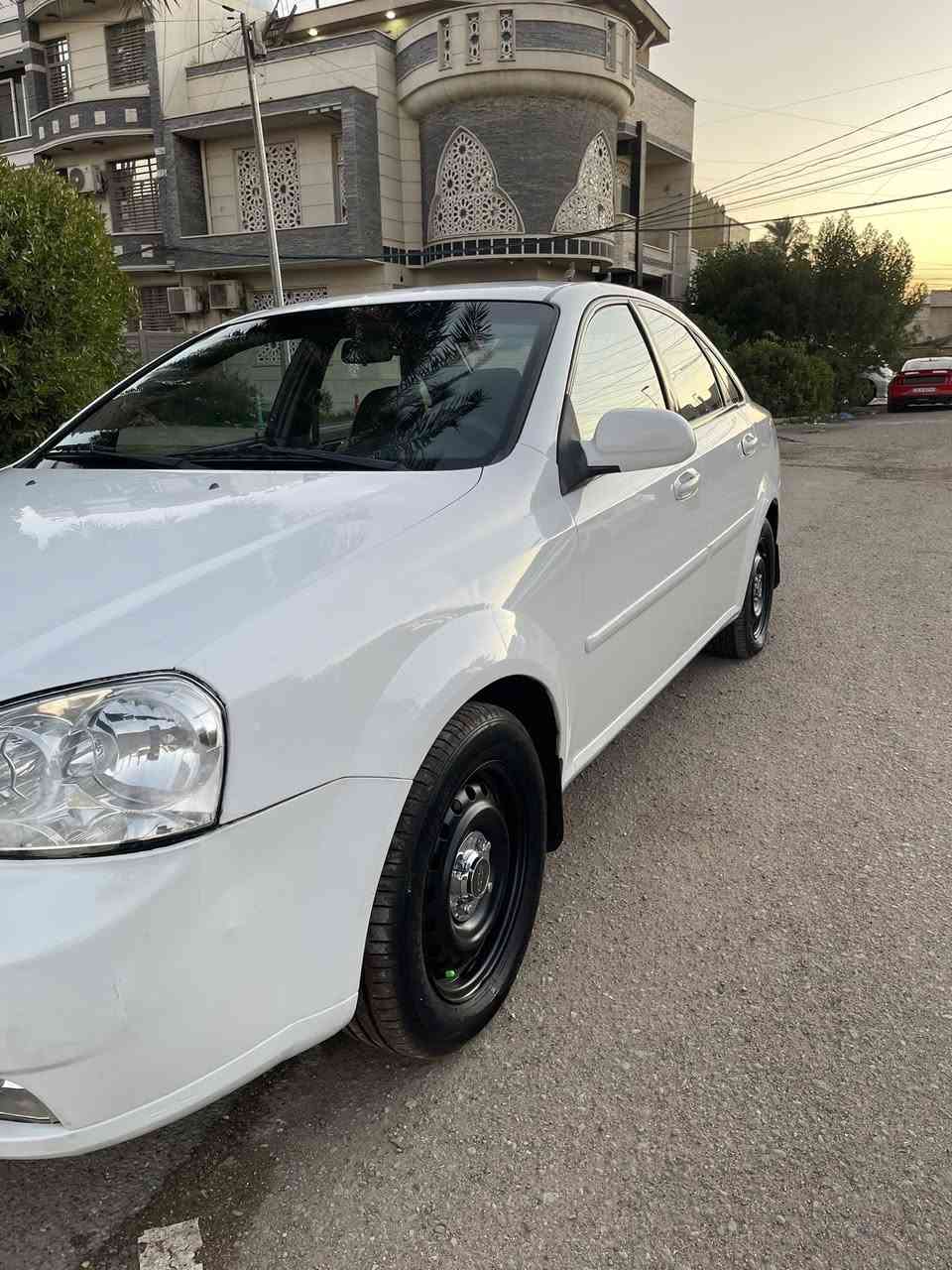 السلام عليكم 
اوبترا 2012 الشركة العامه للسيارات. 
كير ومحرك. مكفولات 
كهربائيات كلها تمام. 
صدر ممتاز 
بيها منظومه غاز شغاله وعليها ادامة جديده. 
بيها ضربة بالجاملغ الخلفي وقبق الجنطه مصبوغ. 
مكانها شارع فلسطين. 
السعر 82 
الرقم  ***********
