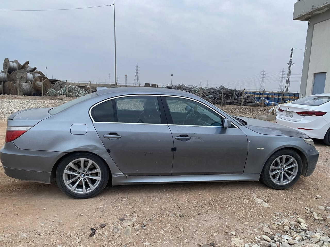للبيع او للمراوس  BMW E60 /  موديل 2005 رقم اربيل باسمي  525 دبل فانوس مكفوله من الحادث 
السياره جاهزه نواقص بسيطه جدااا مواصفات معروفه 
الميماتي سعر 95 رقمي *********** واتساب اتصال او  خاص بخدمتكم
