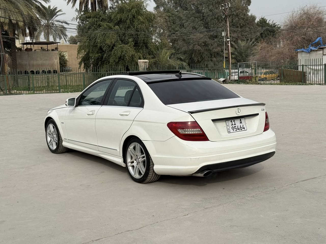 مرسيدس C200 موديل 2010
السياره AMG فول مواصفات ،، محرك 4 سلندر توربو
بيها صبغ 3 قطع جاملغ امامي وبنيد وجاملغ خلفي بدون دواخل ،، بقيه السياره مكفوله ،، محرك وكير ممتاز
صدر امامي خلفي جديد السياره مناقصها اي شي 
رقم بغداد الدولي الجديد ،، المكان بغداد حي الجهاد 
السعر 105 ورقه 
***********

