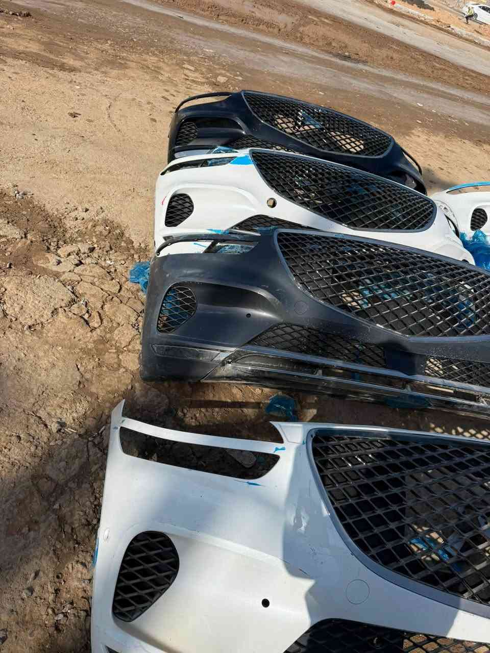 كافه غراض جنسيس متوفر من موديل ٢٠٠٩لحد موديل ٢٠٢٥ يوجد بيبان جنسيس يوجد دعاميات يوجد بدنات يوجد لايتات أمريكي وخليجي يوجد بنيد يوجد جاملغات يوجد ماستكات يوجد حساس يوجد رادارات امامي وخلفي يوجد كأمره امامي وخلفي يوجد بطاين يوجد درع 
لعنوان دوانيه التقيه ثالثه على طريق النجف مقابل بانزين خانه القصواء مجمع بشار البديري 
***********زيودي البديري 
***********زيودي 
***********زيودي 
يوجد خدمه توصيل جميع المحافظات 
دوام من 8صبح لحد 5 لعصر
