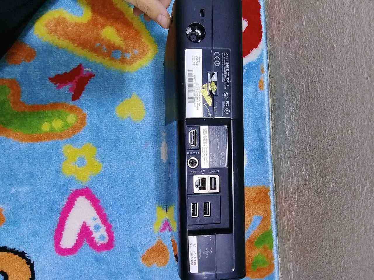 اكس بوكس 360 مستخدم للبيع
نظافه جيده 75%
جويستك واحد 
يحتوي ع 22 لعبه
كامل ملحقات بدون كارتون
يوجد خدمة توصيل لكافة محافظات العراق 5 الف
مخافظه : بغداد كرخ ثانيه 
المنطقه : الملحانية
سعر 90 الف وبي مجال بسيط للشراي بغداد, العراق


**إذا كنت صاحب هذا الإعلان وتريد حذفه لأي سبب، رجاءا أرسل رسالة إلى الدعم الفني**