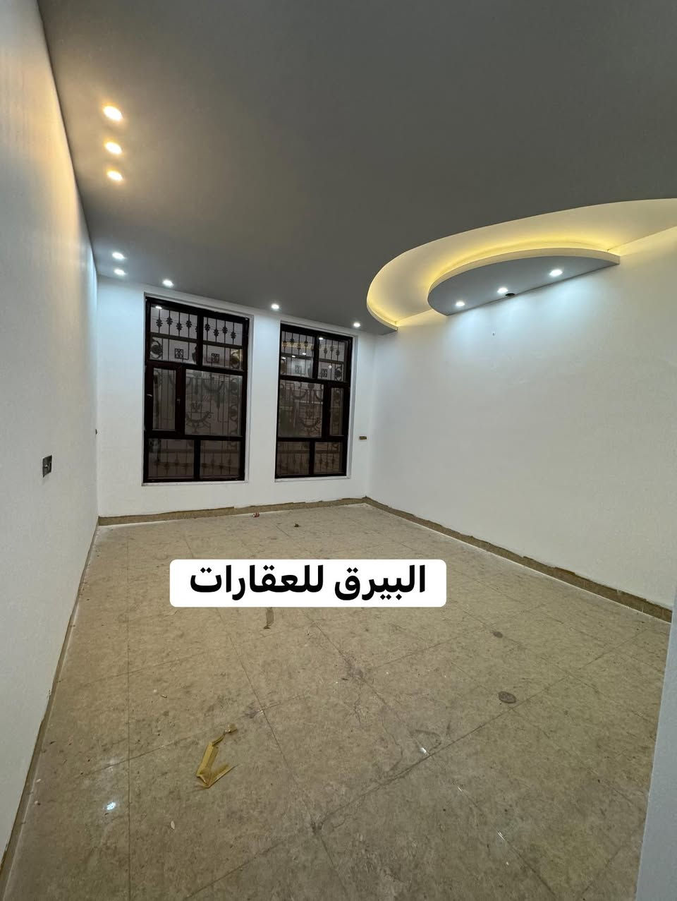 إعلان رقم ( 457 )

#دار للبيع طابق واحد بناء حديث  موقع جدًا مميز  على شارع 15 متر
 

( طابو ملك صرف ) 

#العنوان كركوك  - طريق بغداد - مجمع الأمل - خلف المحكمة الجديدة

#المساحة 400  متر الواجهة 20

 غرف نوم عدد 5- استقبال - هول كبير - مطبخ حار بارد - صحيات  عدد 3- كراج سيارة - 
العقار #حصرًا لدى مكتبنا 
بأمكانكم عـرض عقارتكم لدينا سواءً كانت #بيــع أو ايـجـار 

 للاستفسار الاتصال *********** رشوان المفرجي 

 يتوفر واتساب - تلكرام  

او مراجعة مكتب [ البيرق للعقار ]حي عدن سايدين مدينة العاب كركوك  قرب جامع تحسين صوراني مقابل ثانوية امداد للبنات
