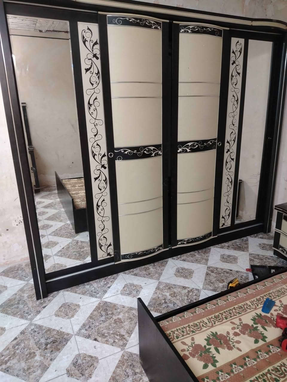 كركوك قادسيه ثانيه شارع ابو وليد معرض محمد
*********** وتساب كركوك, العراق
