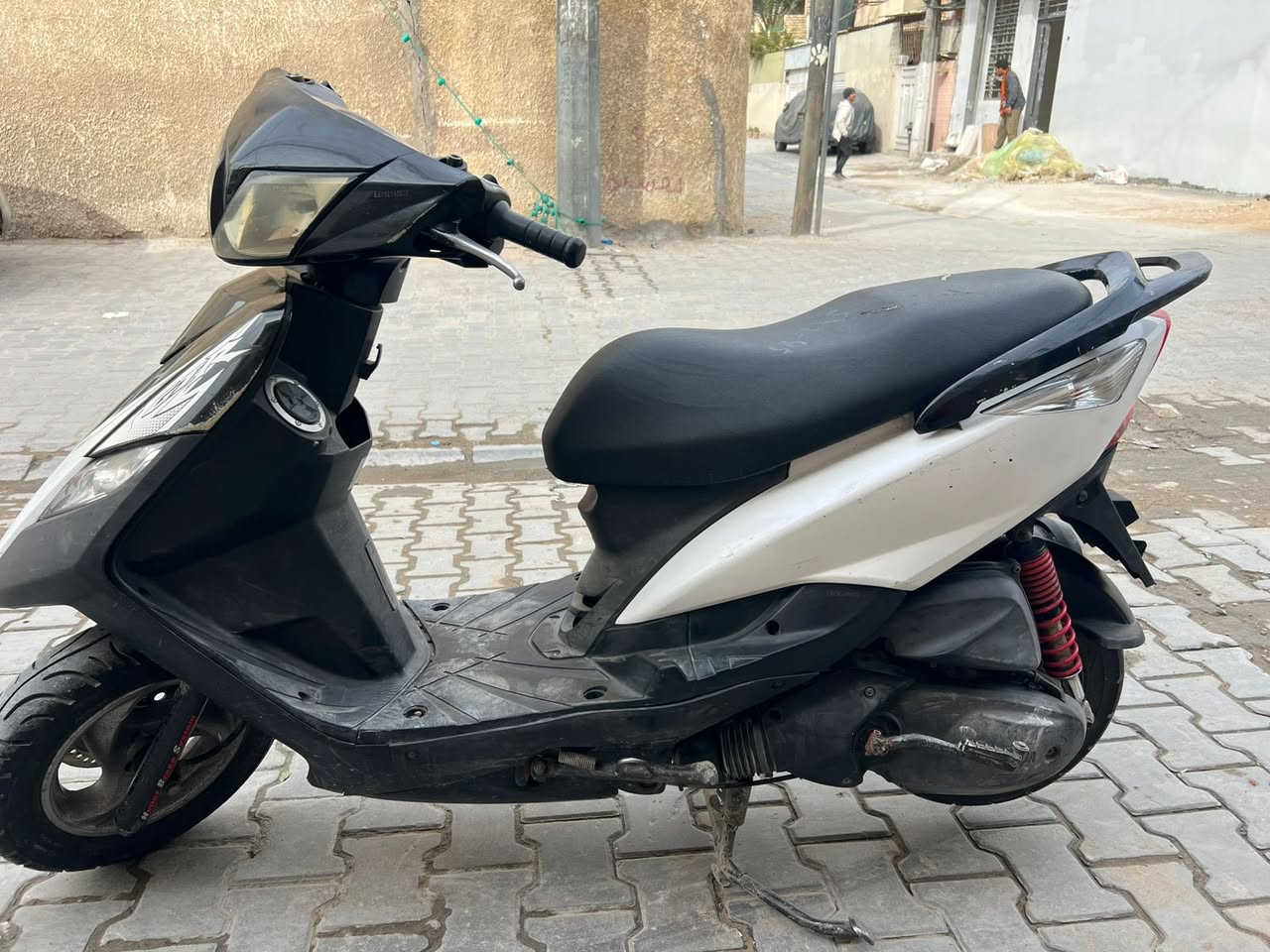 دراجة ماكس ثعلب للبيع
كفاله عامة
السعر650وبي مجال
العنوان: بغداد  الحريه شارع الدور العريض 
لتواصل:***********
