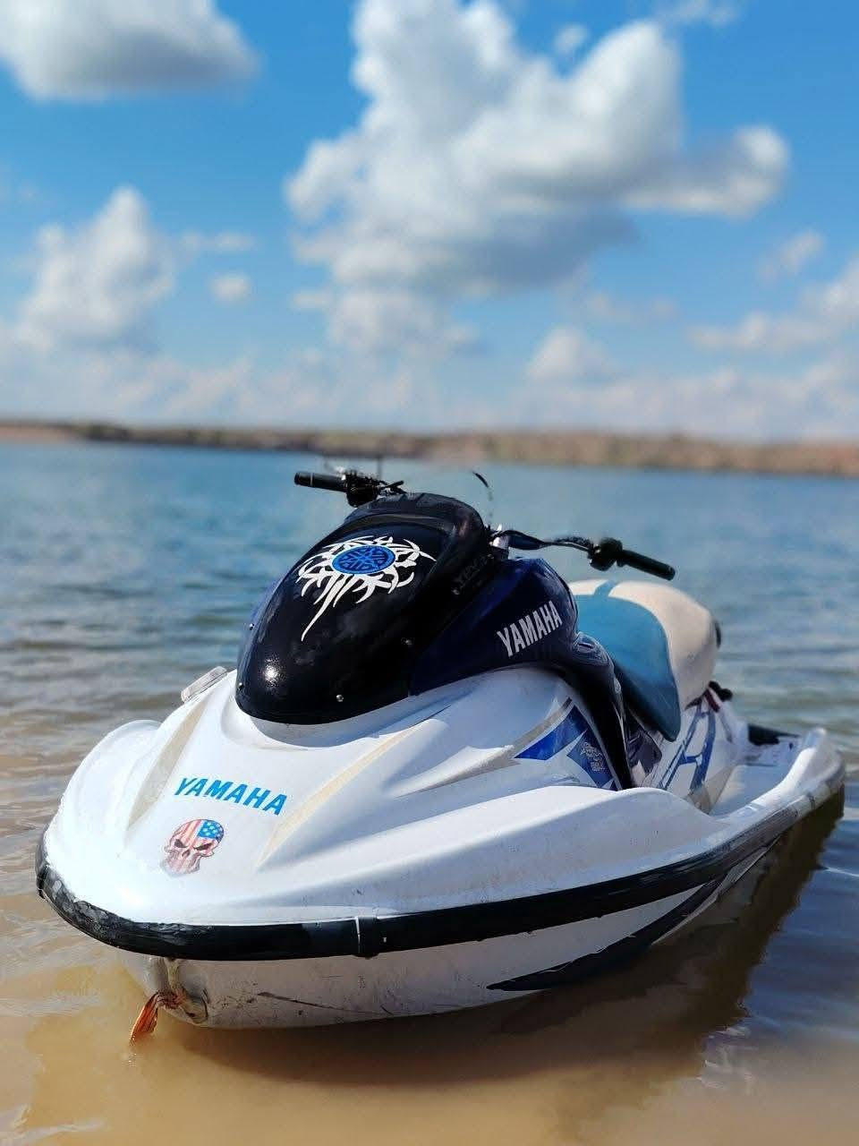 للبيع جيتسكي ياماها GP1200Rموديل 2005سعرة20$ورقه


**إذا كنت صاحب هذا الإعلان وتريد حذفه لأي سبب، رجاءا أرسل رسالة إلى الدعم الفني**