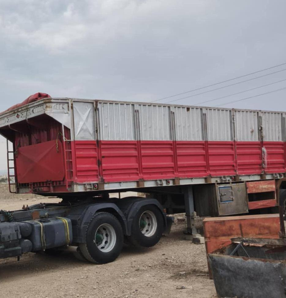 السلام عليكم ورحمة الله وبركاته للبيع عربانه شاصي محلي شرط
كفالا عامه الطول 12متر و30
والارتفاع 180 جاهزه عل شغل
توير نظاف حيل كهرب بريك كامل شرط كلا شقال صنديك مطبخ تانكي ماي ثلاجه جادر جديد شتوي عربانه جاهزه عل شغل
العنوان موصل اخوكم ابوثامر مكلف بنشر للاستفسار الاتصال
***********☎️ 
*********** ☎️
