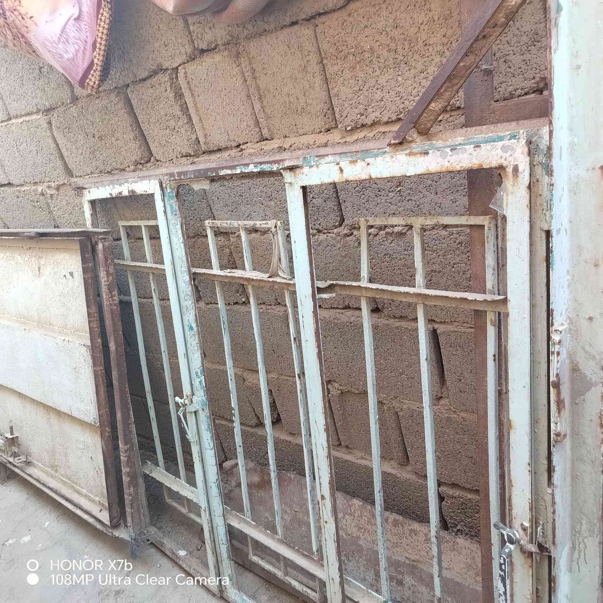 شبابيك للبيع
عدد الشبابيك ٣
والبيبان ٢ كلمن وسعره عنوان كوت باقي التفاصيل خاص


**إذا كنت صاحب هذا الإعلان وتريد حذفه لأي سبب، رجاءا أرسل رسالة إلى الدعم الفني**
