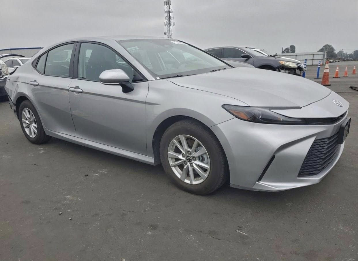 🔹السلام عليكم ..

🔹نوع السيارة …
‏♦️TOYOTA - CAMRY - LE - 2025

♦️تاريخ المزايدة غداً الأثنين بعد السادسة مسائاً
2026 - 2 - 16

♦️عداد المسافات - 11 الف ميل فقط .
♦️الاسطوانات - 4 سلندر .
♦️حجم المحرك - 2.5 .
♦️الوقود - هايبرد .

♦️الأضرار  :- حسب الصور المرفقة  ..

🔹للدخول الى المزاد او شراء سيارة
🔹او اي استفسار يرجى التواصل مع …

🔹شركة الناصر للمزادات وتجارة السيارات🔹

♦️زياد الناصر -  ‭***********
ايهم الناصر - ***********♦️

📍صلاح الدين - قضاء العلم - قرب البطاقة الوطنية📍
