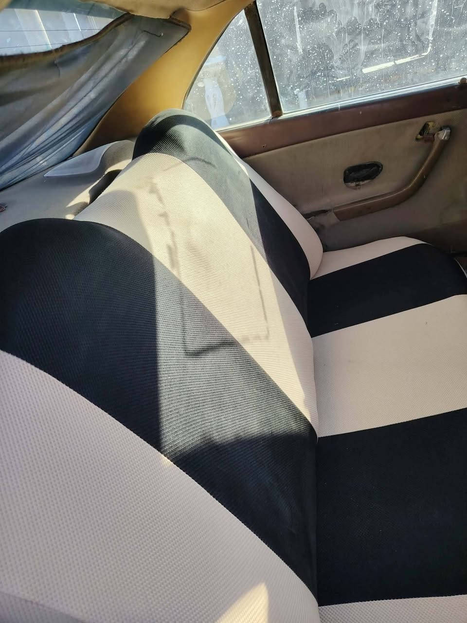 سمند ١١ رقم ألماني تخم تاير حداديه جيس مصفره من كلشي مكينه بخار الباقي جيد مكان السياره ديوانيه رقمي *********** اتصل وتدلل خاص مفتوح ب٢٠ وبيها مجال
