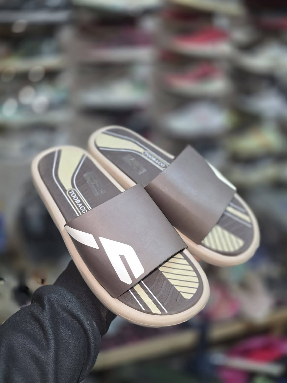 تم وصول وجبة نعال طبي  (ماركات)
#بالة_اوربي
#نعال_رجالي_بالة

قرية السندية قرب (مدرسة الاضواء)
استفسار مراسلة الصفحة
#يوجد_توصيل_لجميع_محافظات


**إذا كنت صاحب هذا الإعلان وتريد حذفه لأي سبب، رجاءا أرسل رسالة إلى الدعم الفني**