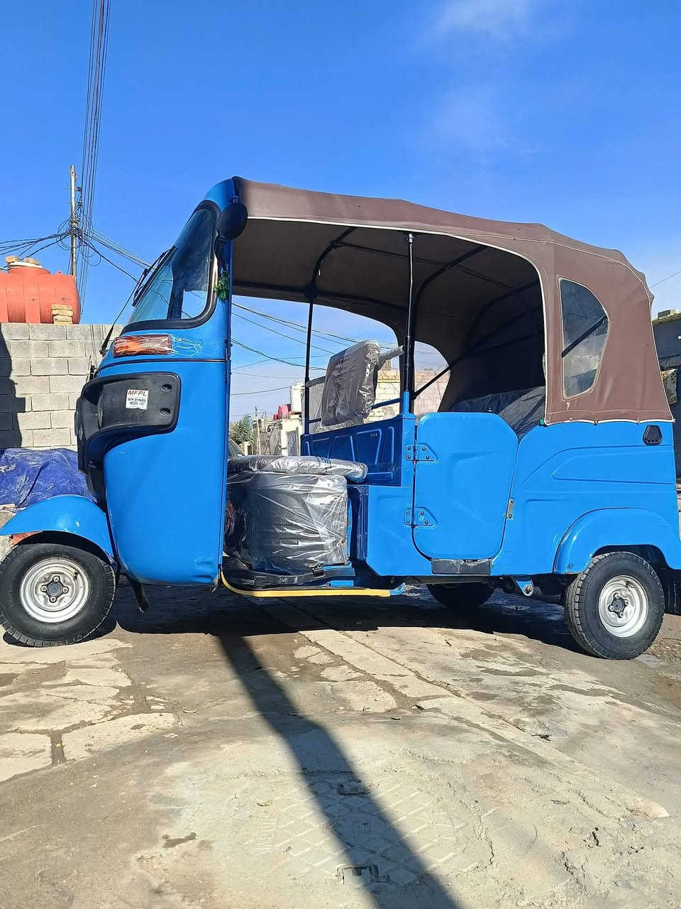 تكتك موديل 2021 رقم او سنويه الكشره كفاله بس المكينه مبدل بوشه او بستم تكتك حلوه او نضيفه مال جناي الميكينه ناعمه خير من الله الرقم ***********
