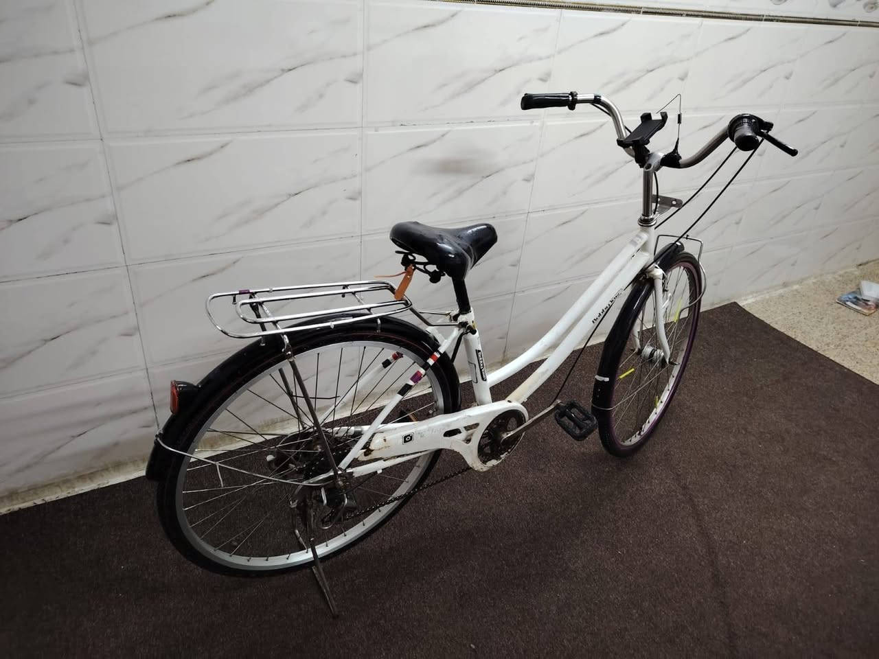 السلام عليكم اخوان داخل كروب بيع شراي باسلات عامه في الموصل هذا باسكلي للبيع عبد الحليم لون ابيض حجم 26 لشه مرغوبه والله العظيم وياله جدد تايات جدد جوابه جدد كلشي ما يرادلو موديل 2015 ياباني باله (سله +اعلام ثنين+ اغلف مال اسطابات كدام ثنين+ استاند موبايل جدد) بعد شتريدون السعر 80 قفلووو مكاني موصل شراي يخابرني مو شراي يرحم ميتينك لا تخابرني *********** اسيا فقط
