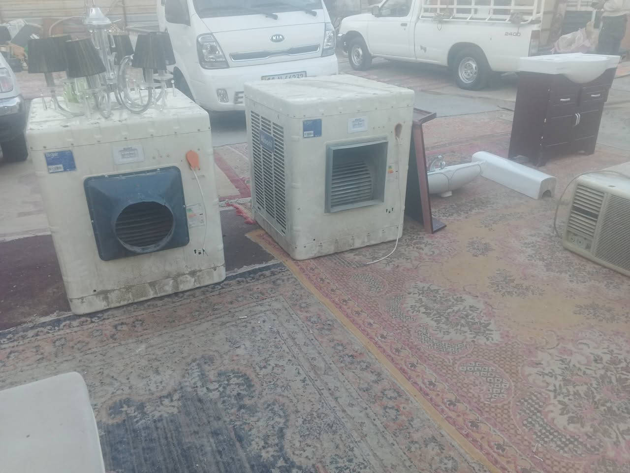 السلام وعليكم لبيع غراض كلهن جديدات وشغالات مكاني حي اور سبع قصور شارع ابو علي يم  جامع لحمزة موجود خاص وتساب ***********
