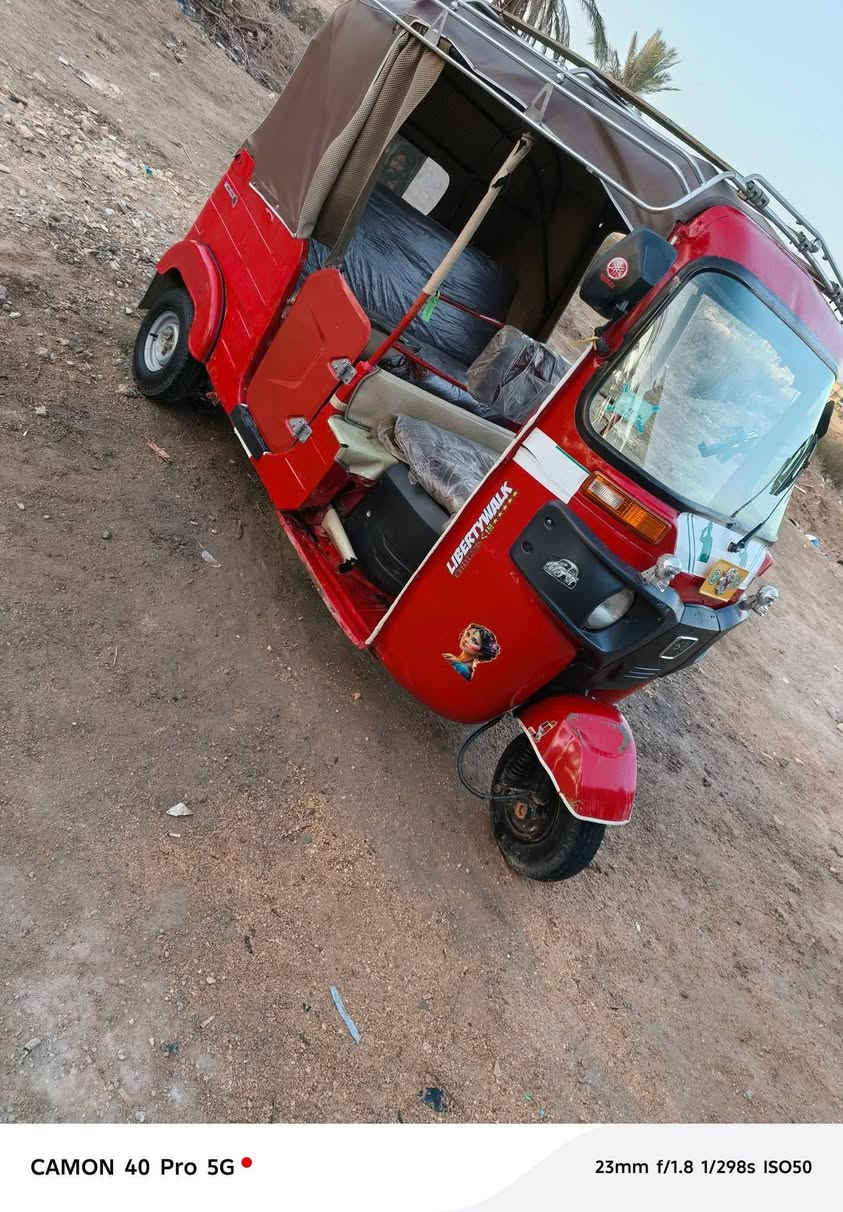 مكلف بل النشر تكتك للبيع موديل 17فول مواصفات أوراق اصوليه للاستفسار ***********اتصال أو واتساب السعر عند الاتصال مكلف بل النشر
