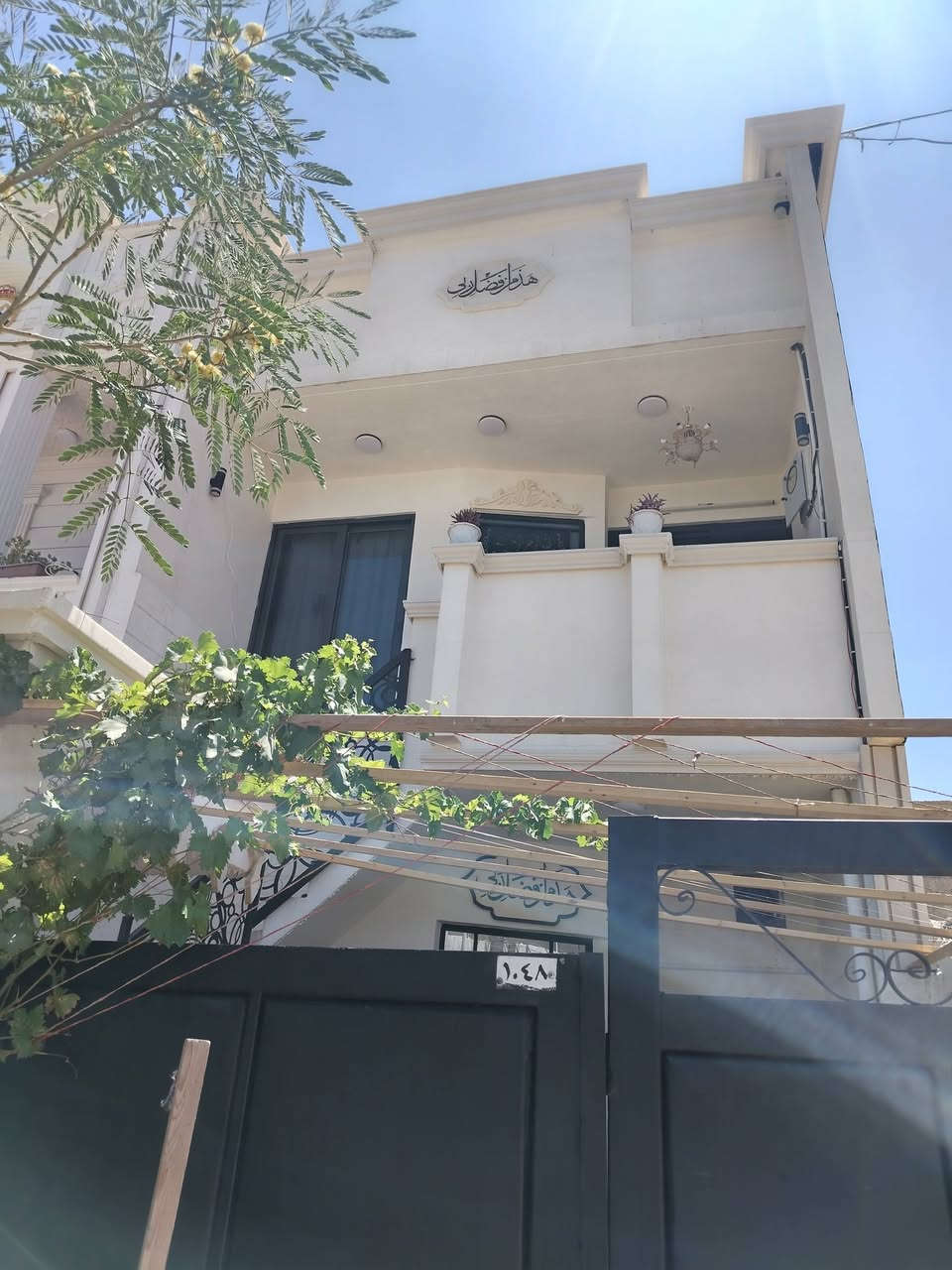بيت البيع 100 متر زراعي عنوان كركوك حي العسكري مقابل جامع خديجه خامس فرع حولي  سعره خاص رقم ***********
