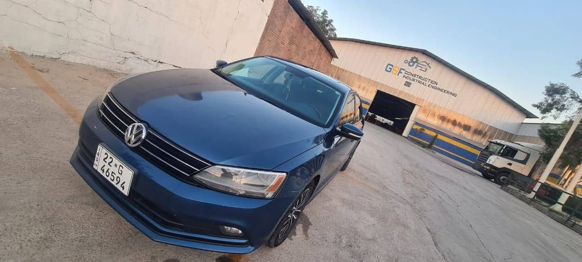 للبيع فولكس فاجن جيتا SE موديل 2016 – وارد أمريكي
ماشيّة: 87.000 ميل فقط
اللون: أزرق ميتاليك
الموقع: أربيل
سنوية و هزة و رقم جديد
سيارة بحالة ممتازة، نظيفة جداً من الداخل والخارج، استخدام خفيف، ومواصفاتها كاملة.
🔰 المواصفات
محرك 1.4 Turbo اقتصادي جداً وقوي
قير Tiptronic أوتوماتيك
فتحة سقف
شاشة – بلوتوث – USB
تحكم مقود – مثبت سرعة
نظام أمان كامل: ABS + ESP + Airbags
جنوط رياضية
تبريد ممتاز
🛠 حالة السيارة
3 قطع صبغ خارجي فقط (بدون أي ضرر هيكلي)
المحرك والقير مبدلين أورجينال (عمل نظيف)
الهيكل ثابت، بدون ضربات كبيرة
الأضوية والزجاج بحالة ممتازة
ماشيّة 87 ألف ميل فقط
💰 السعر المطلوب: 11.800 دولار
***********
السيارة جاهزة للاستخدام ولا تحتاج أي مصاريف، ومحافظة جداً، ومناسبة لمن يبحث عن سيارة اقتصادية وقوية بنفس الوقت
