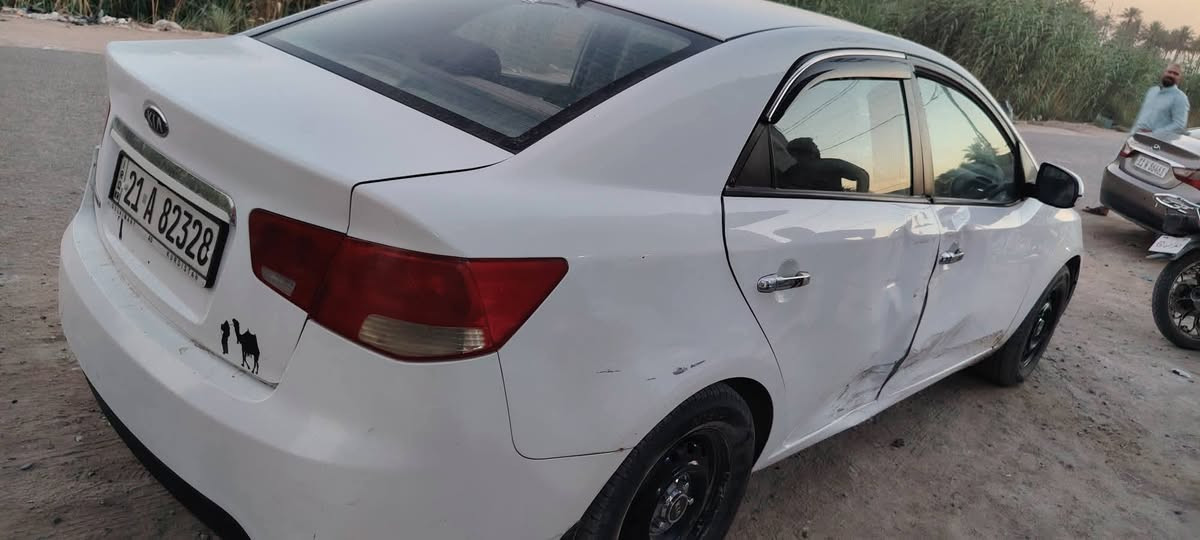 سيراتو للبيع 2011 خليجي سنويه 2031 بأسمي مداور ثاني يوم او بأي وقت تحب
هزه جديده 
تبريد ثلج 
شاشه كبيره 
تحكم ستيرن 
حداديه خير من الله 
 تخم تايرات جدد 
سابقآ بيها بنيد مبدل اثر جراد
وجاملغ 
وحاليآ بيها ضربه  بابين ابيع على وضعها 
السعر 80 وبيها مجال 
مكان السياره//// ديوانيه ///قرب جسر النجف 
   
***********
