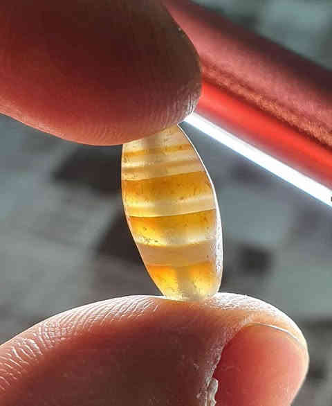 ماشاءالله…جزع يماني قديم اصلي ملاكط شرط الأصالة حجم سانتيم ونص السعر 65 الف
***********
