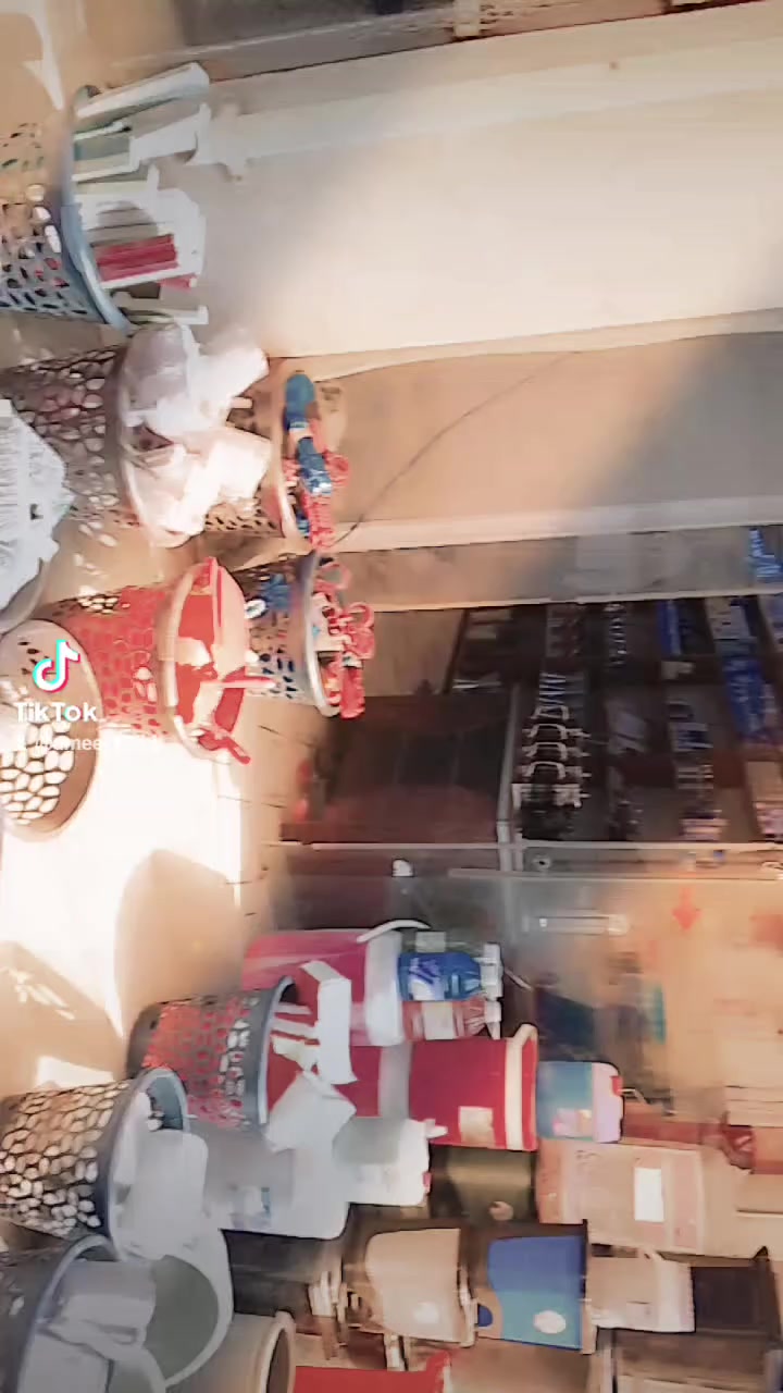 مجمع ابو كيان سمير باداره الاخوين شارع الجنابات مجاور ابو تبارك


**إذا كنت صاحب هذا الإعلان وتريد حذفه لأي سبب، رجاءا أرسل رسالة إلى الدعم الفني**