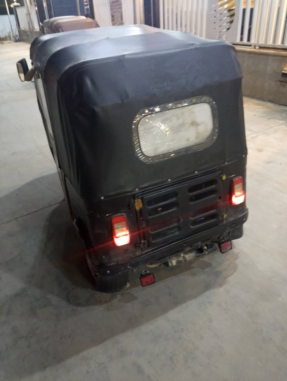 تكتك موديل 17بشهر10اوراق سبعه مكان حسينيه مآل راشديه  سعر 2900شراي ينتصل مكلف بنشر /////***********
