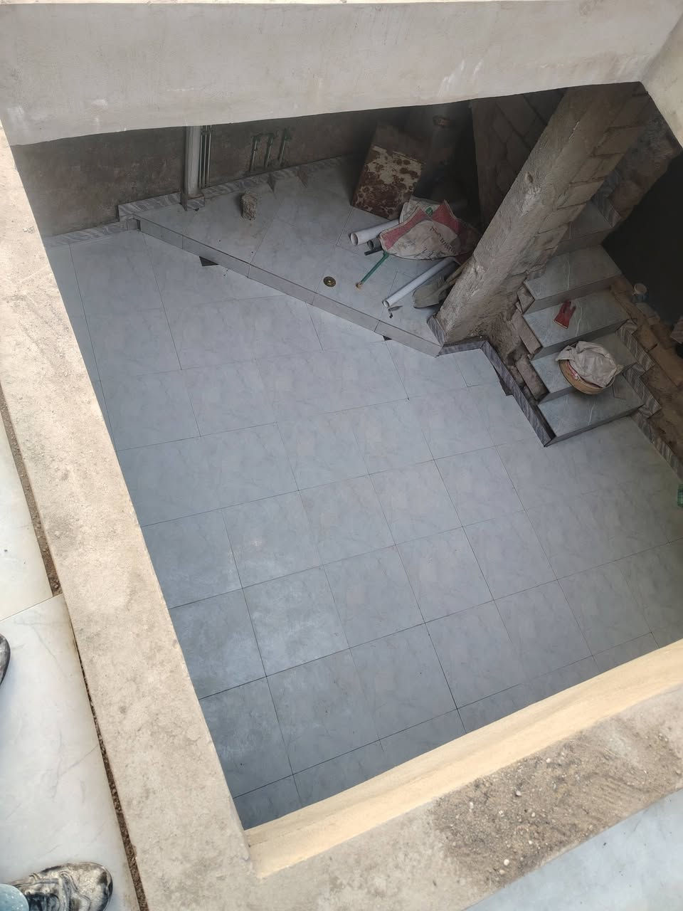 صفاف سراميك ارضي جداري
جزء من عملي داخل موصل متفرغ حاليا  ***********موجود واتساب

