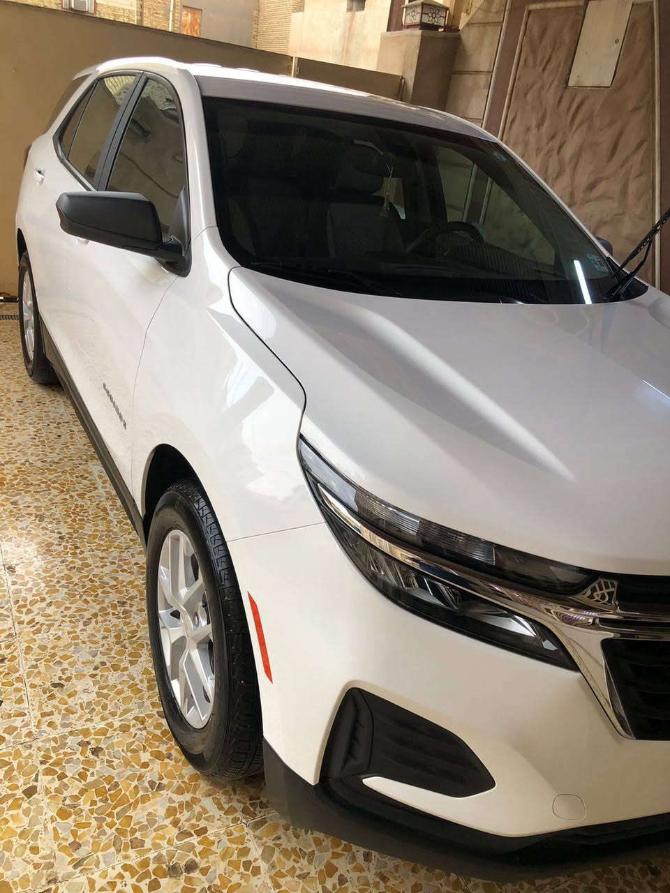 سلام عليكم للبيع  
شوفر ليت كوينس موديل 24  LT  
رقم ميسان انكليزي 

 ((بجم كبس شركه بدون ايرباك))((   ماشيه 10 آلاف ميل سياره جديده جدا بمعنى الكلمه)) 

((حادث خلفي)) تعمير وصبغ قبق الجنطه صوره الحادث مرفقه بل منشور ) 

السعر ( 205 ) وبيها مجال بسيط 
مكان السياره ميسان الاستفسار رقم *********** أو ماسنجر
