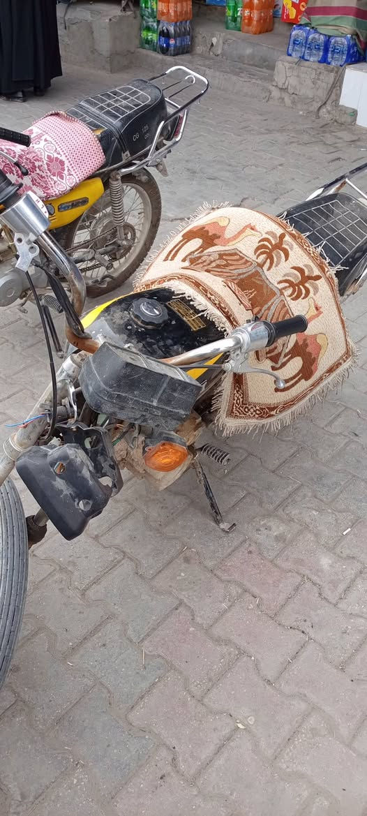 السلام عليكم دراجه تعبانه توديك وتجيبك بس 125بيها مجال (كلك)
*********** رقمي
