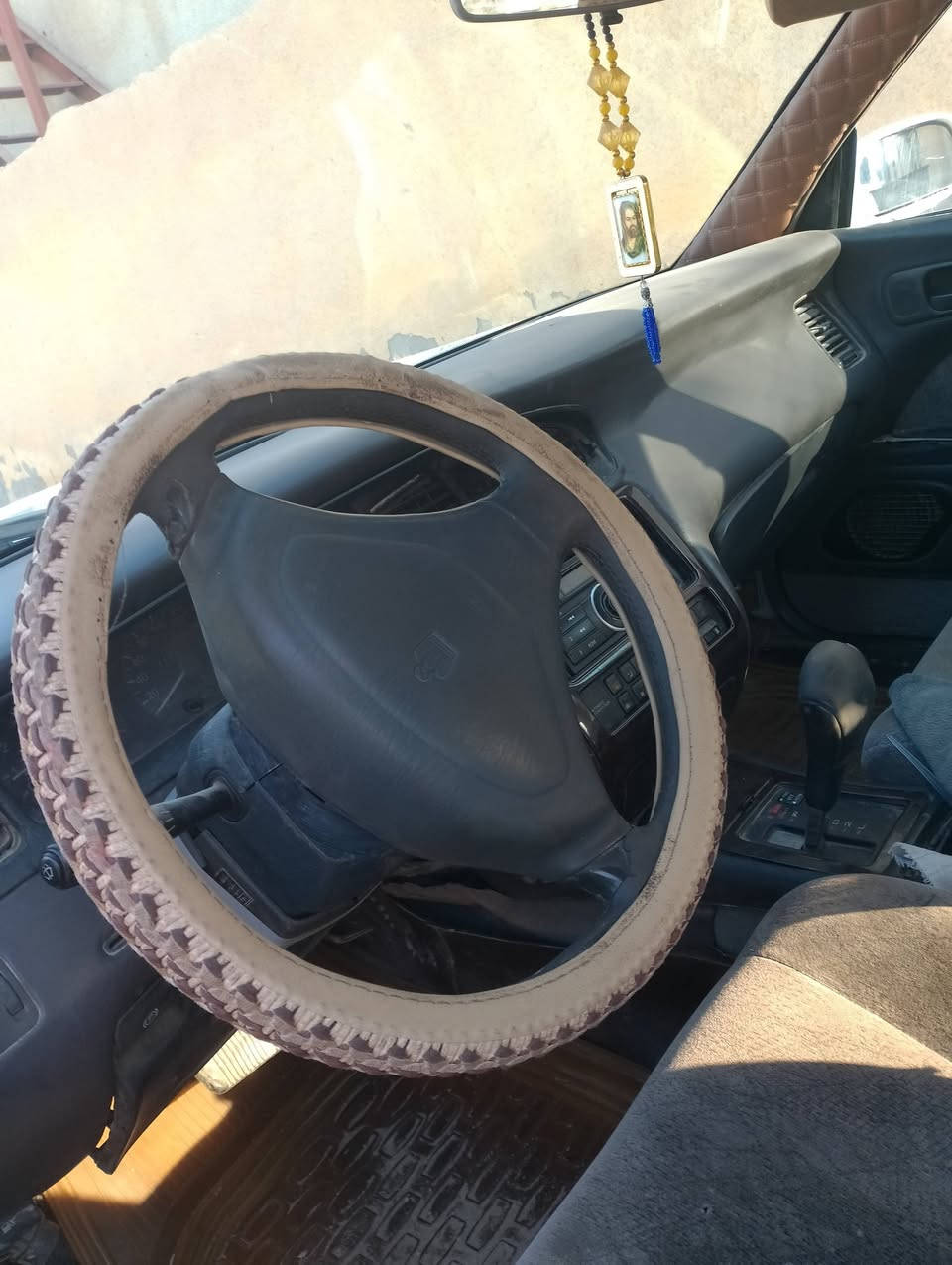 بطه للبيع  مكفوله من كص ونقل جثه سنوية ممنتهيه السنويه بسمي مصبوغه صبغ بلاد ماعدا جاملغ الوره جهة اليمنى بي ضربه ومسويه دواخله نظيفه كير محرك مكفولات اده تسعين بالميه  اريده ب٥٥قابل للتفاوض  ***********
