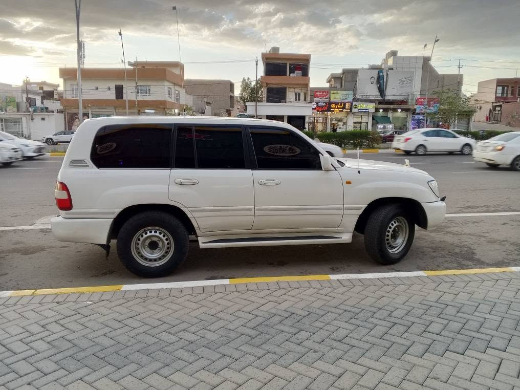 مؤدئل 2001مؤسةفات ليكزز مةكينة8 خوليجي***********
***********
تةحويل خرامة براوة بةشةرت پئش تةبلة رةقةم ئةسل 3پارجةي تياية 890 خرامة دواي مامةلة دةيكةرئنمةوة أربيل, العراق
