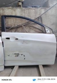 ابواب اكسنت مضلع خليجي جه اليمين امامي و الخلفي بيهن معجون ومفطر  يرهم...