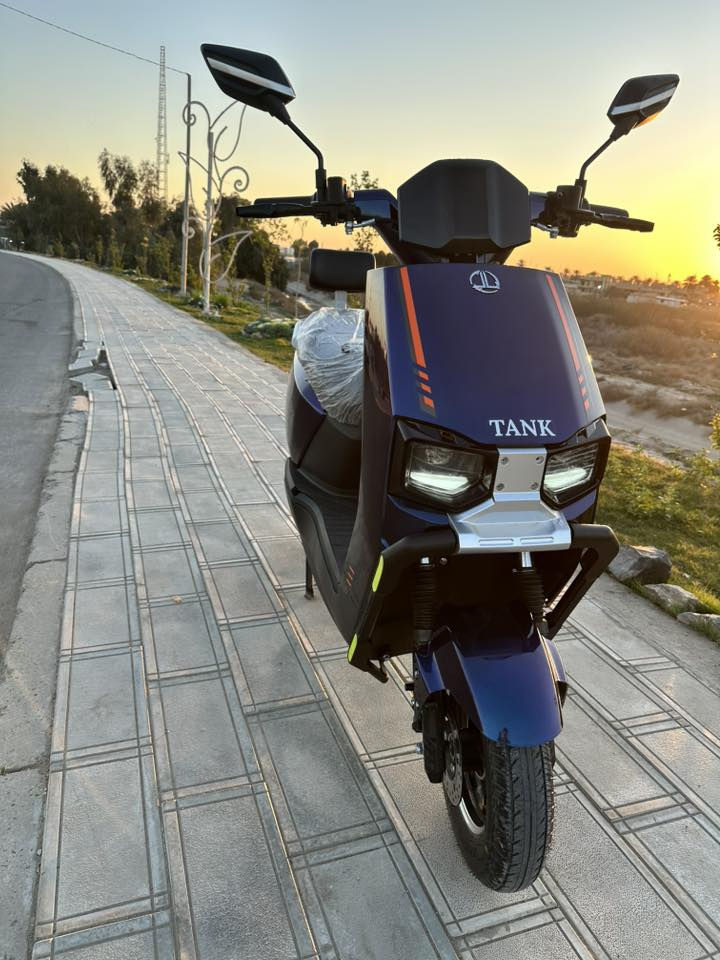 للبيع دراجه شحن ستخدام ٩ ايام
جديده بعدها بحاله الوكاله 
٦باتري دبل 
٤ سرع اشاير  +دبل اشاره   
لايت عالي ناصي + سكن بريكات هايدروليك 
بلاتوث شركه بيهة   ثلاث انظمه تشغيل   سويج + كارت شاشه + بصمه تشغيل عن 
  بعد  
السعر ٦٧٥      
العنوان. بغداد ابو غريب الزيتون 
الهاتف.  *********** 
واتساب.  ***********
