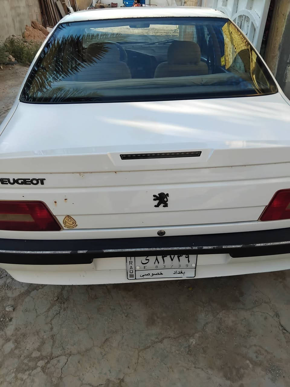 السلام عليكم ،سيارة بيجو (لميس) موديل ٢٠١٣ ،نظيفة  مال بيت باسمي عارضها للبيع ،سنويه لحد ٢٠٢٧ ،عنواني بغداد الأمين الثانية قرب أسواق كرار الوائلي ،السعر (٤٥) ورقة ،تلفون ***********
