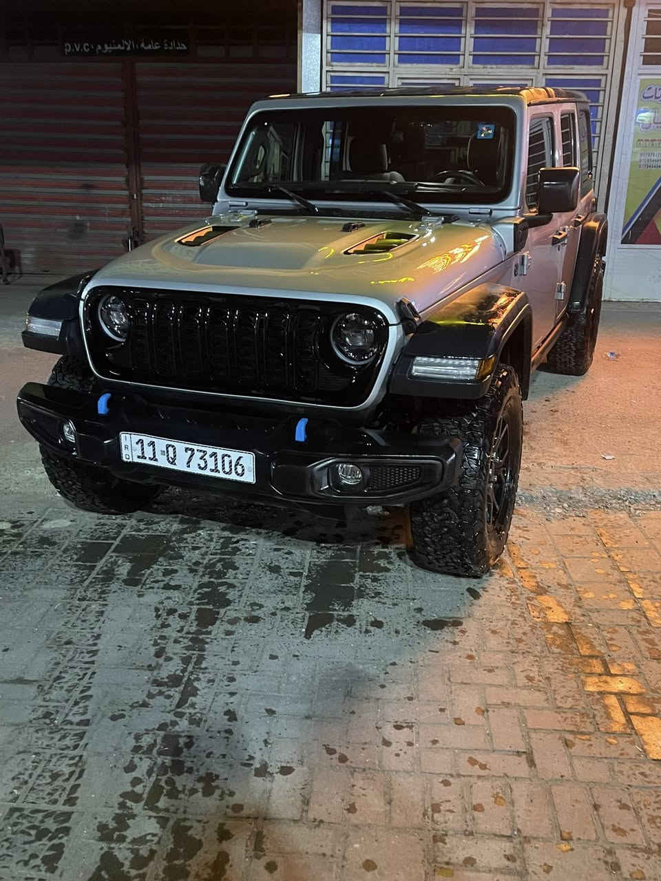 السلام عليكم 
جيب رنكلر هايبرد بلك ان willys 2024
معروفه مواصفاتهة السياره 
ماشيه 25 الف 
ما بيه كل نقص السياره جاهزة 
السعر 285 و بي مجال ان شاء الله 
بغداد البنوك 
***********
