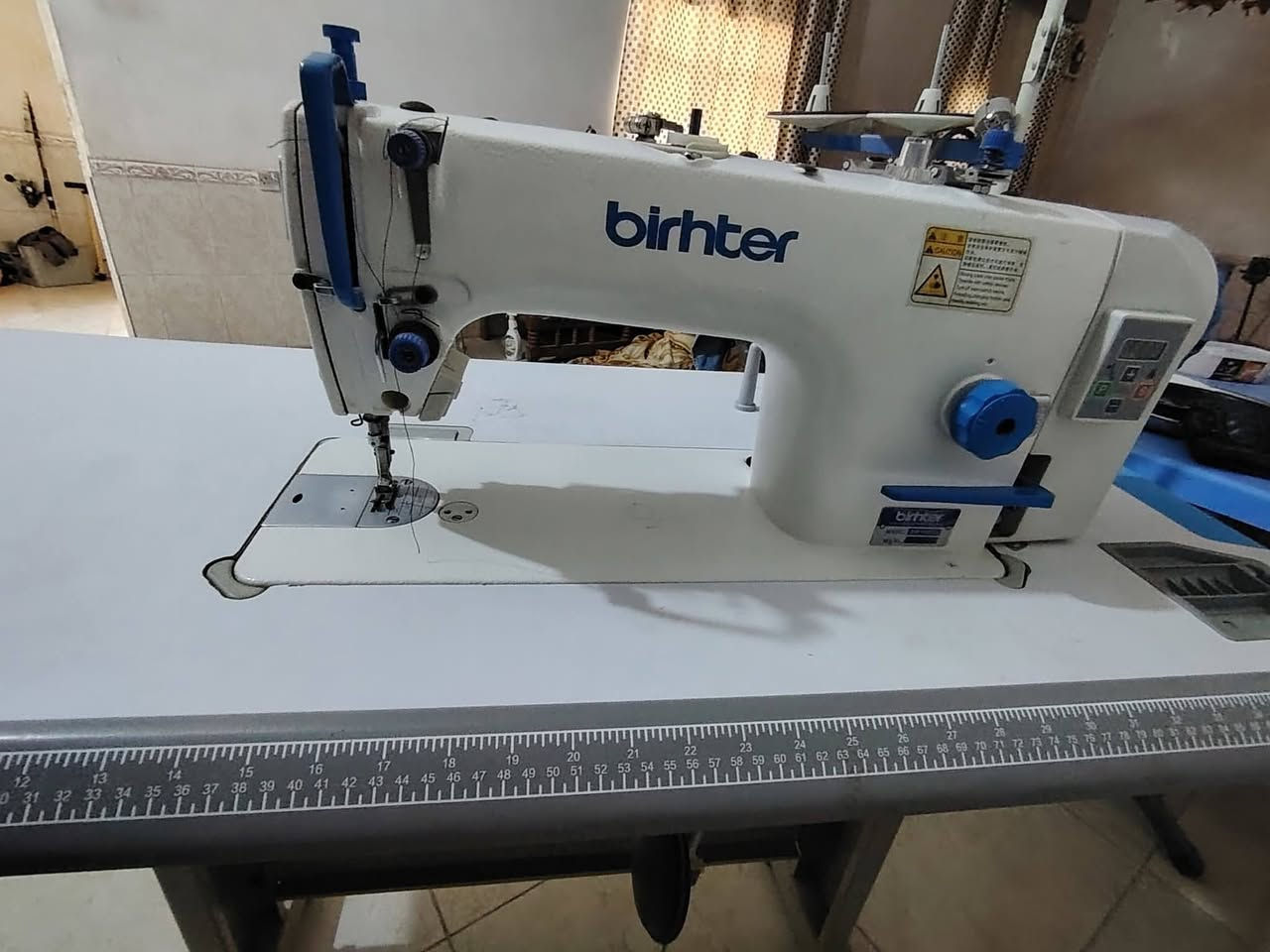 للبيع مكينه خياطه براذر ياباني وليس صيني صناعي حديث وجديده غير مستخدمه سعر ٤٥٠ الف وبيه مجال بسيط
اقتصاديه بالكهرباء
تحكم سرعه
ماطور كاتم للصوت
اضاءه LED
تحكم بايه يعني حتى الجلود تخيط
مكاني سامراء
للاستفسار مراسله الصفحه


**إذا كنت صاحب هذا الإعلان وتريد حذفه لأي سبب، رجاءا أرسل رسالة إلى الدعم الفني**