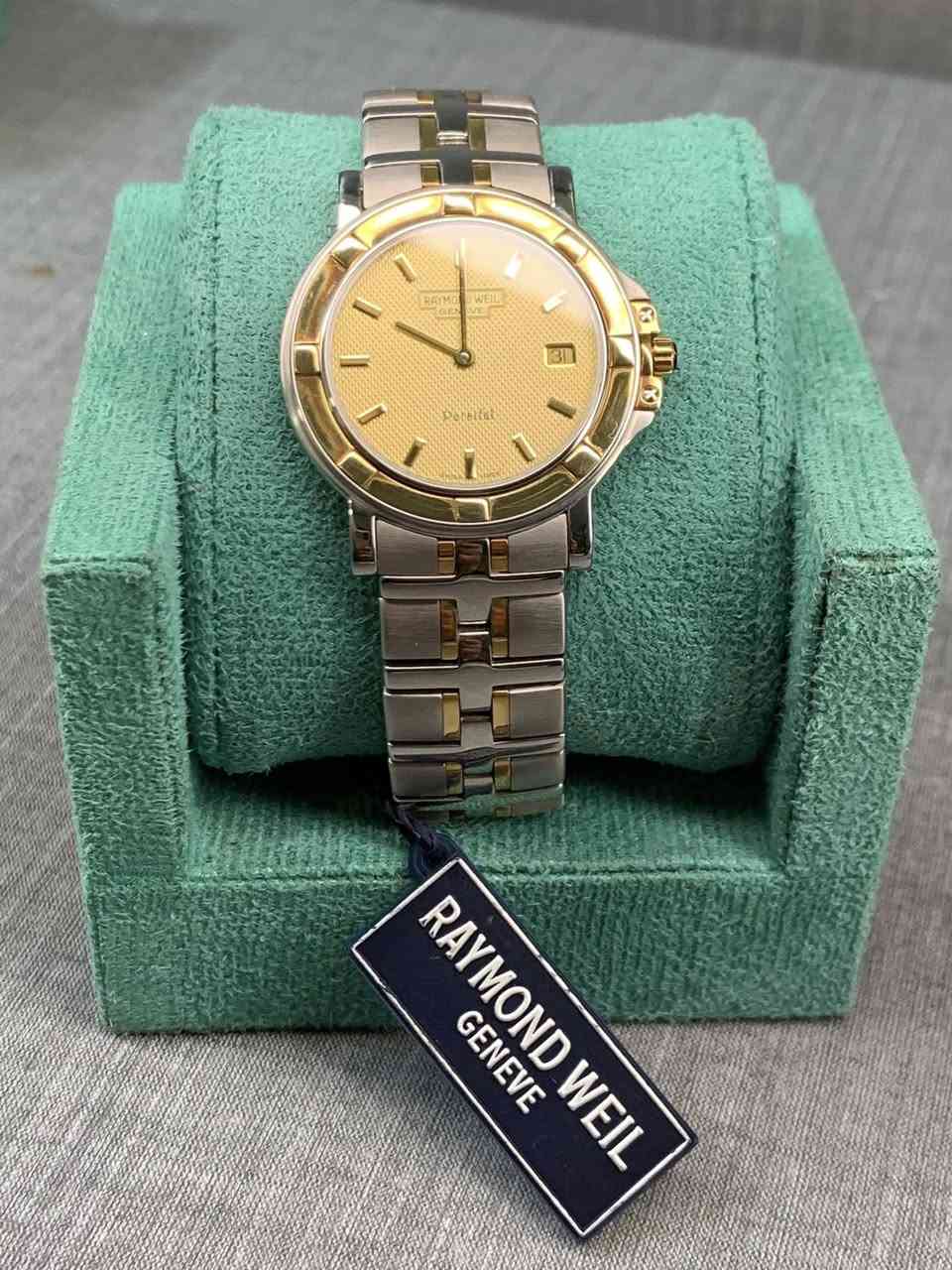 استمتع بلنظر 🇨🇭🇨🇭قطع مخزنه 🎁
للاستفسار خاص 👌🏻


**إذا كنت صاحب هذا الإعلان وتريد حذفه لأي سبب، رجاءا أرسل رسالة إلى الدعم الفني**