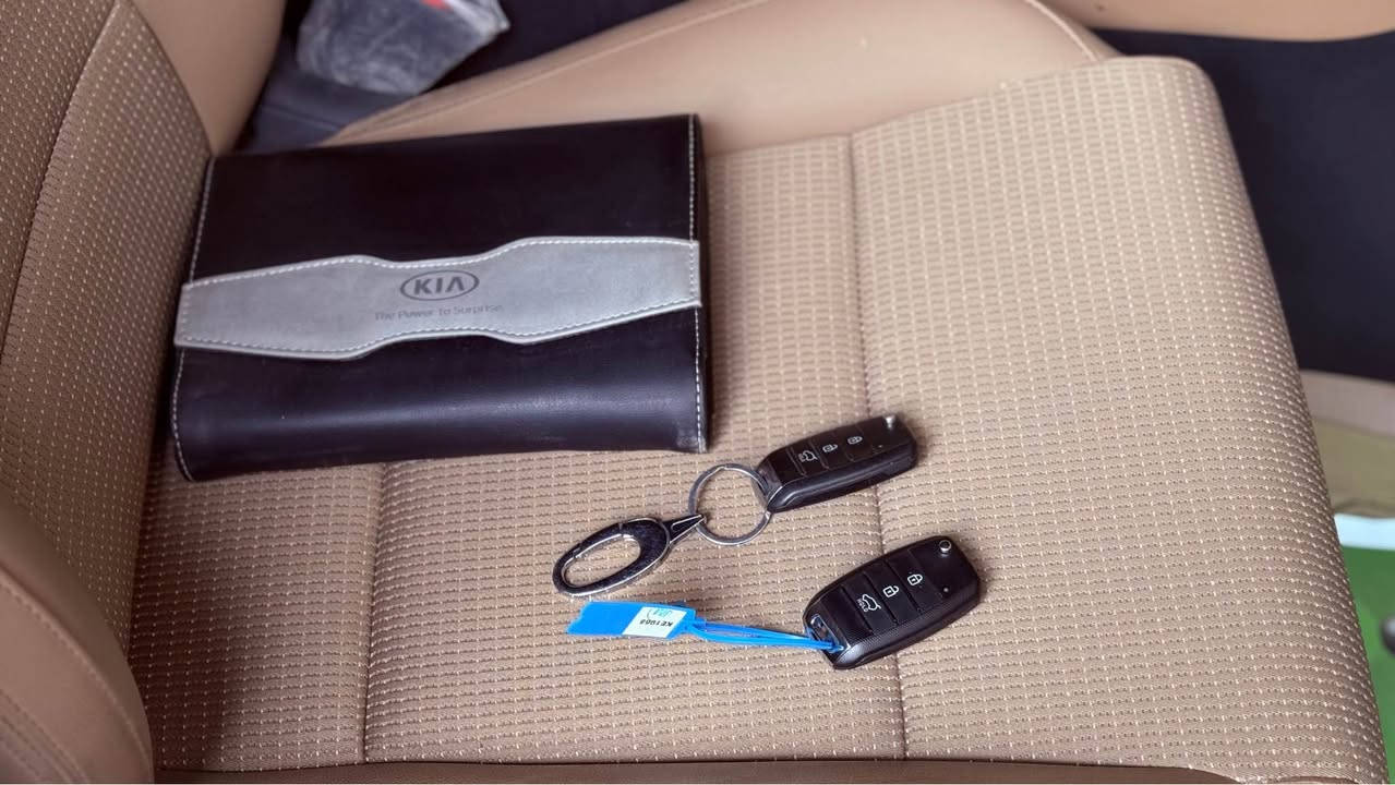 سبورتج ٢٠١٩ شكل ٢٠٢٠
 خليجي الشركه الدوليه
كير محرك كله مكفول
محرك 2000 دوش 
ماشيه ٦٤ الف حقيقي
حساسات اماميه خلفيه 
دبل كنترول 🔑 
تبريد قطعتين 
فول تحكمات 
كشافات نهاري 
اشاير بالمري 
السياره مكفوله من الصبغ والضربة
السعر ١٩٣ و بيه مجال قليل
رقم بغداد بسمي دولي
بغداد حي الاعلام 
‭٠٧٧٣ ٥٤٢ ٢٩٧٧‬ Colombo, Sri Lanka
