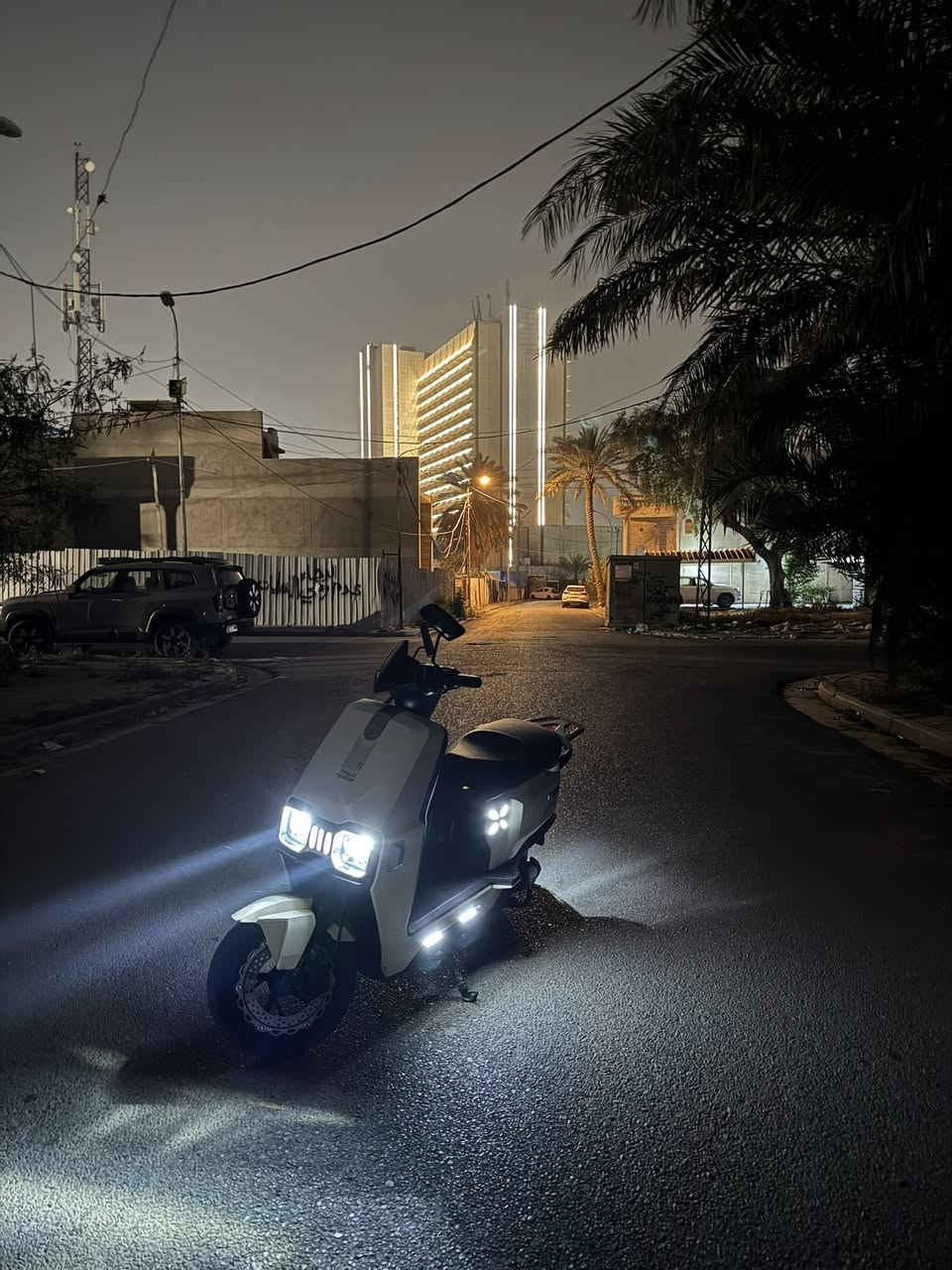 السلام عليكم للبيع فقط بدون مراوس 
دراجه TAILG
بدون ضربه
لايتات زينون
كفرات بلاديه 
بطاريات عدد ٦ مسطره 
اشتريتها شهر 12 بعدها جديده 
بريكات دسك دهن 
السعر 845 وبيها مجال
العنوان بغداد
للاتصال ***********.
مكان :بغداد
