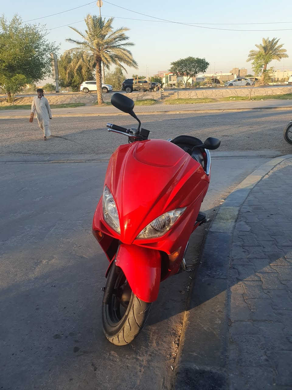 فورزه 08 لايتات زنون عالي ناصي كهربائيات شغاله بس ضوه الجنطه مايشتغل نظافة الكفرات 50% مشكلة الدراجه جويتر تعال افحص وتدلل مكاني النجف ***********
الدراجه رايدها بمليون و٢٠٠ وبيها مجال لخاطر جيتك
