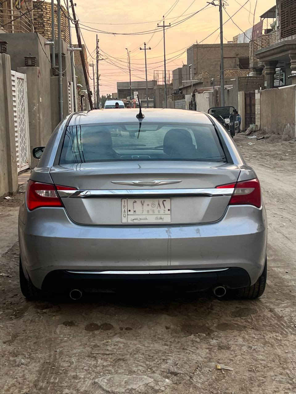 السلام عليكم
كلايسلير c200 
موديل 2013 
محرك v6 3600
ماشية 127 حقيقي 

السيارة داخله كلين من آمريكا 
تقريرهه مياه امطار  
بيهه فقط بارد بالباب الخلفي 

رقم بغداد باسمي
سنوية مجدده لل 2029

مواصفات السيارة : 
شاشة قلاب 
فتحة سقف
تشغيل عن بعد 
ويل كب 18  
تدفة مقاعد 
كرسي السائق كهرباء 
كشنات جلد  
مرأة عاكسه

السيارة خير من الله 
 
 باتري جديد 
تبريد ثلج
حدادية امامية جديده قبل اسبوع بدلتهه

كير ومحرك بدون قطرة تنقيص ولا تبخير ؜ بس بيهه صوت مال بطل واكف 

تخم تاير نظيف

السعر 84 ورقة
وبيه مجال بسيط

مكان السيارة بابل الحلة المركز

***********
