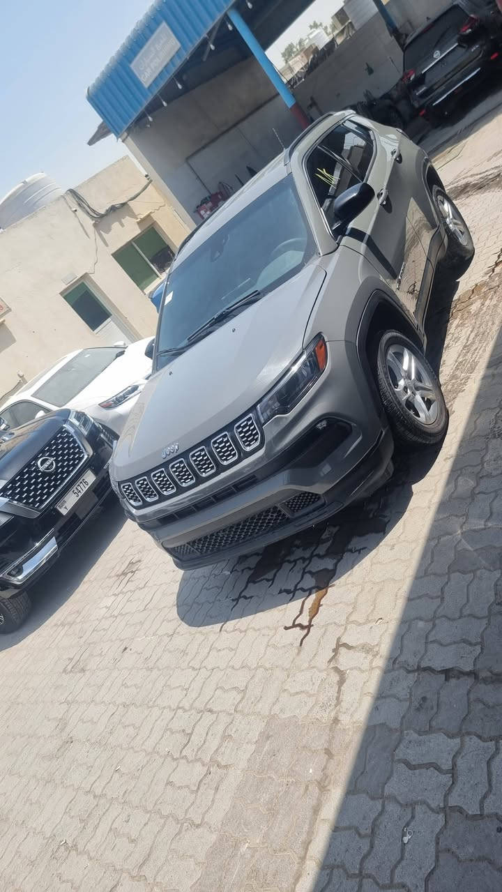 جيب كومباس
موديل 2023

حره بسمي تترقم جميع المحافظات

تبديل جاملخ وبنيد تصليح درجى أولى

وبيهه خبط بالمكينه صار مي ودهن لو براد دهن لو كازكيت  ابيع كوم حديد مكينه فقط اصوليات ,,

السياره شغاله وجاهزه بس هاي الحاله بيهه

السعر 107 ورقه قفل قفل قفل 

السياره بالعماره

***********
