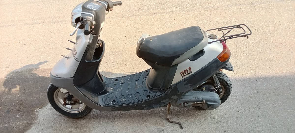 دراجة بطة للبيع السعر 200 مكاني رميثة شغاله كلها . كهربائيات كلها شغاله.  ***********
