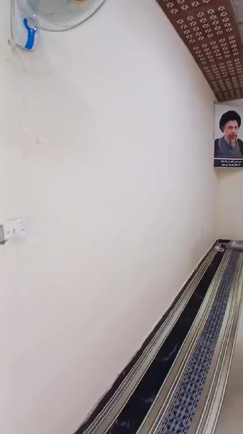 دار سكن للبيع🔶
ابي الخصيب🔶طريق الوسطي🔶
طابو زراعي السند 25🔶
مساحة الدار200متر 🔶
يتكون من غرف2⃣🔶ديوانيه🔶صاله🔶مطبخ🔶صحياة🔶كراج🔶
البيت حلو ونضيف ومرتب🔶
السعر50 مليون بس😍 اسعارنه جوه السوك وتسهيل امر
اتصال او واتساب *********** كابتن حسين 
للعقاري والاستثمار
