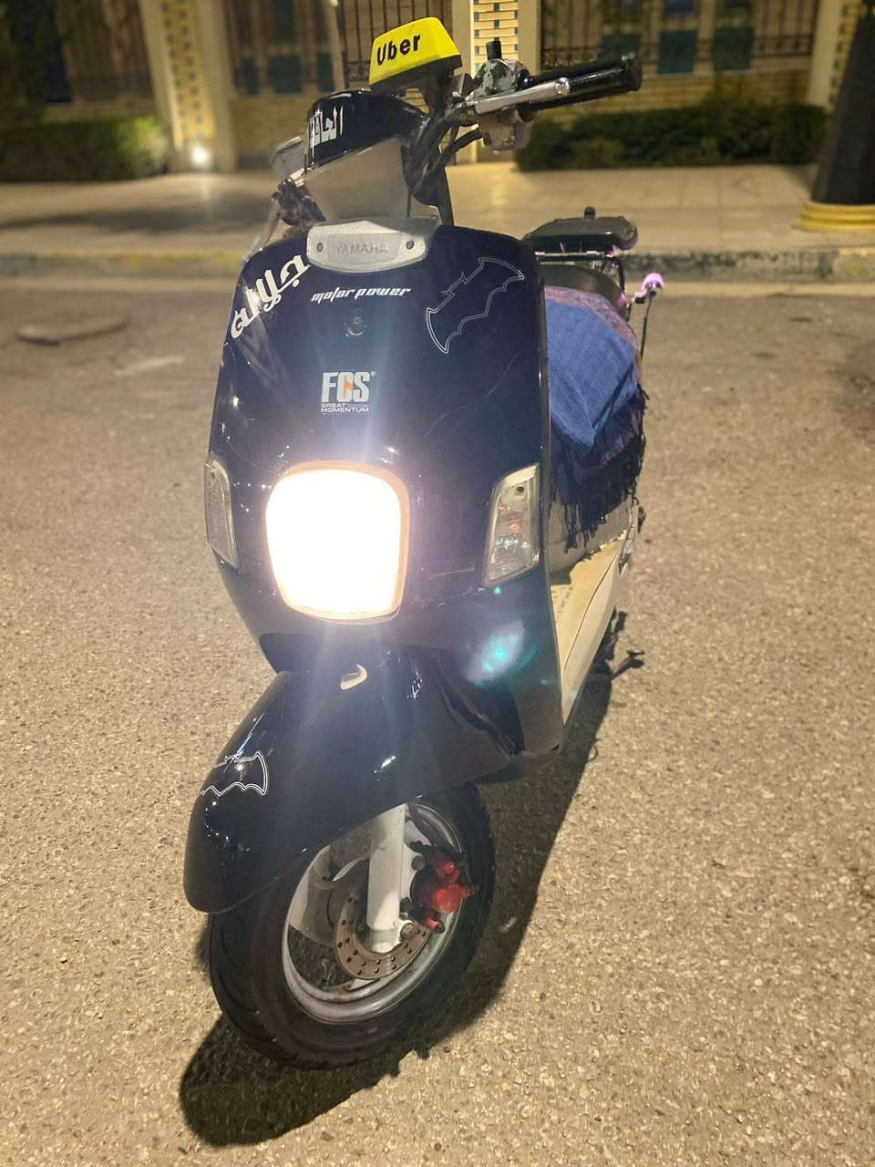 سلام عليكم من رخصت مدير الكروب 
البيع دراجه ماكس بوليس الكفر اسود ودواخل كريمي دراجه نضيفه ما مفتوحه كلشي نضيف نكره سلف هندر واحد اشاير شغالات هورن شغال الكل يشتغل   بس الكفر تجاري 
دراجه خير من الله فول ***********رقمي واتساب
المكان كربلاء حي العسكري
