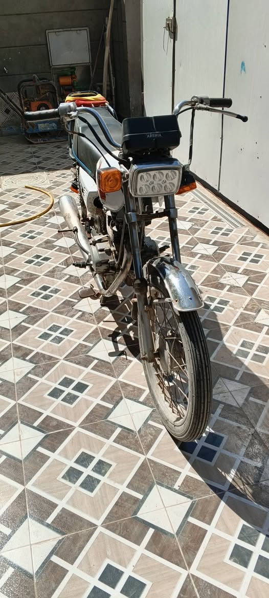 سلام عليكم دراجه ارشه 2018للبيع كلك مكفوله من للسرقه السعر 300 وبيهه مجال حك الجيه هذه رقمي ***********
