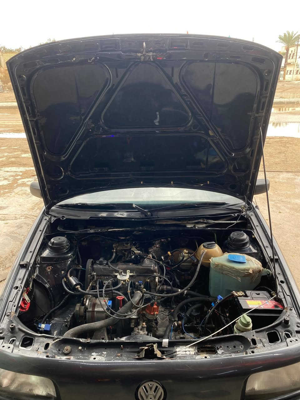 السلام عليكم سياره  باسات موديل 1992 رقم كركوك رايده 25 ورقه قفل صاحب الوكاله في الدوز  ولاستفسار ***********
