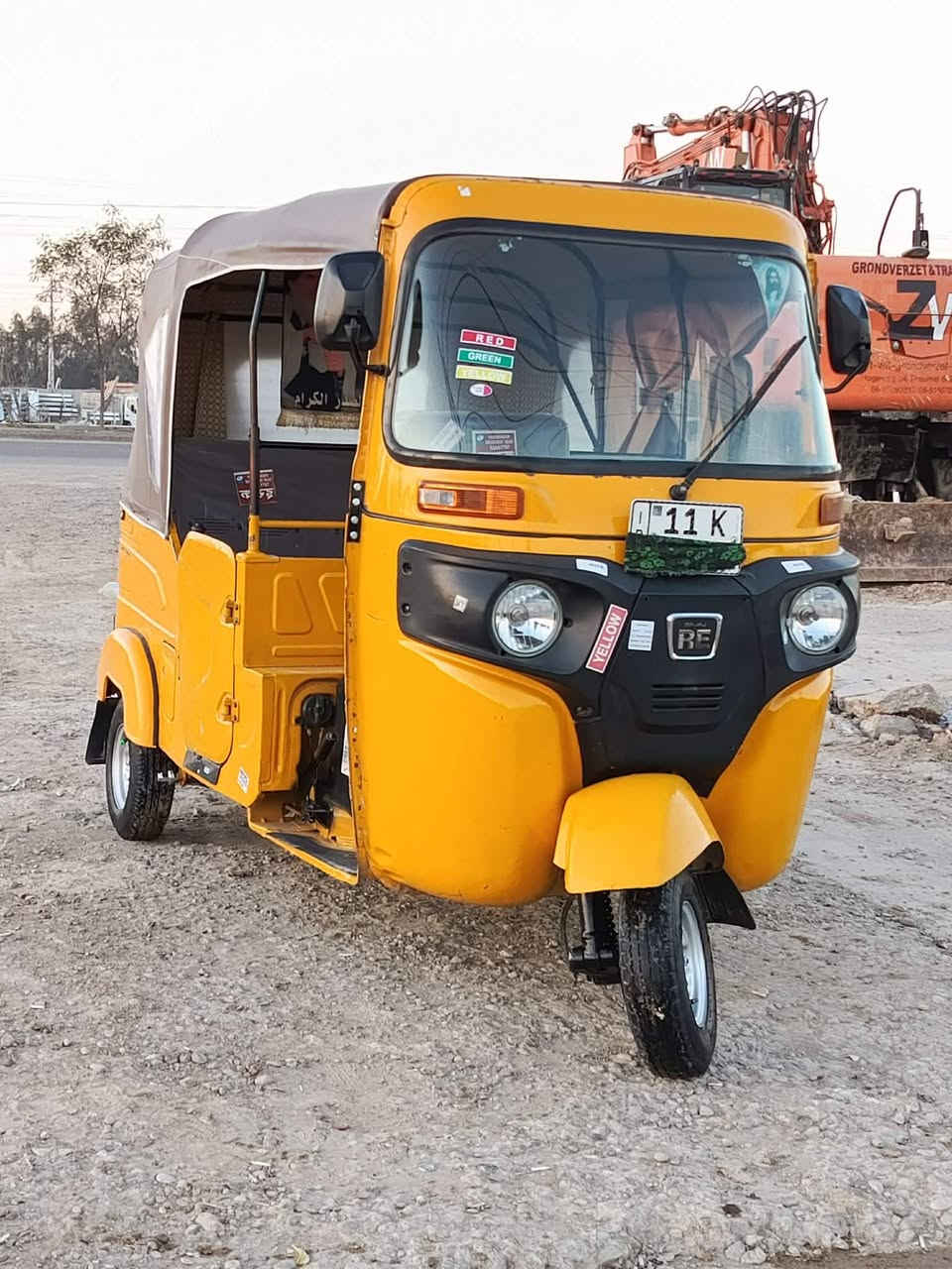 سلام عليكم شباب تكتك موديل21شهر 9لوحه وسنويه نكليزي لوحه بغداد تكتك نضيفه وخير من الله المكان ديالئ بعقوبه مدخل الرحمه متواجد رقم فقط
‏‪078 769 2078 6‬‏
***********
