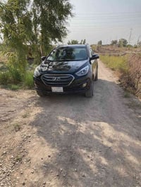 السعر توسان امريكي ١٣ مكينه دوش٢٠٠٠.   .واتساب 07706830280