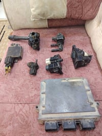 قطع غيار • للبيع • متوفر